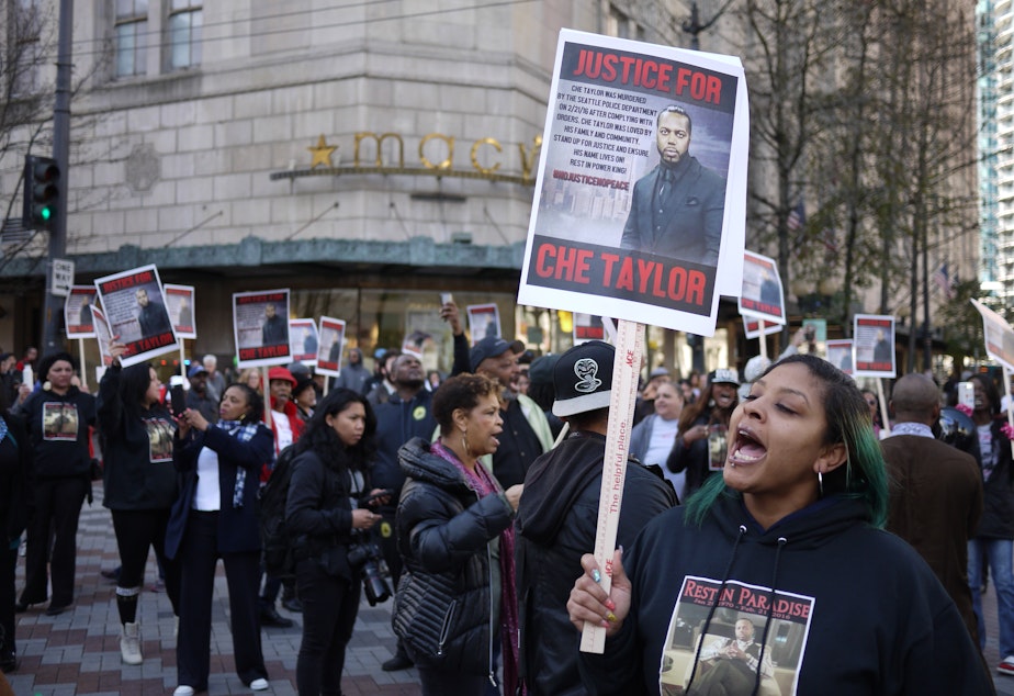 caption: Marchers on Thur. Feb 25 protested the killing of Che Taylor by the Seattle Police, shot on Feb. 22. 