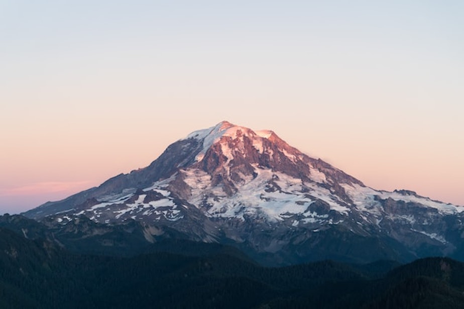 caption: Mt. Rainier on a crystal clear day.