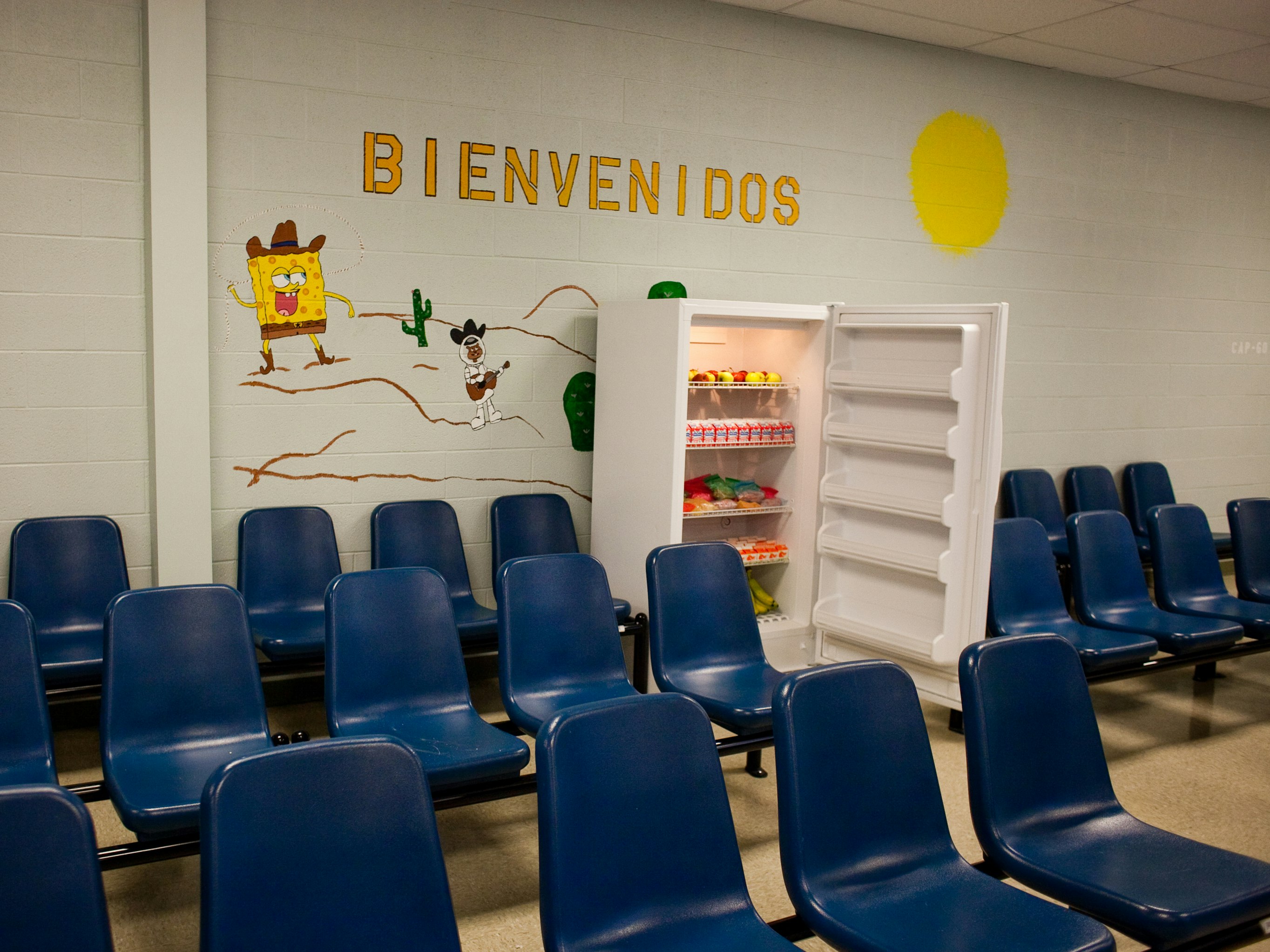 KUOW - Biden Administration Moves To Speed Up Processing Of Migrants In Family Detention - Vimarsana News