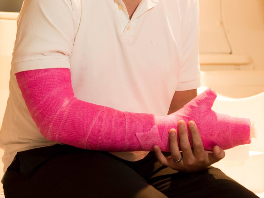 Kuow A Scientist S Pink Cast Leads To Discovery About How The Brain Responds To Disability