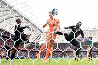 caption: Jill Roord of Netherlands knocks in a header to score on South Africa in the round of 16. The Dutch now face Spain.