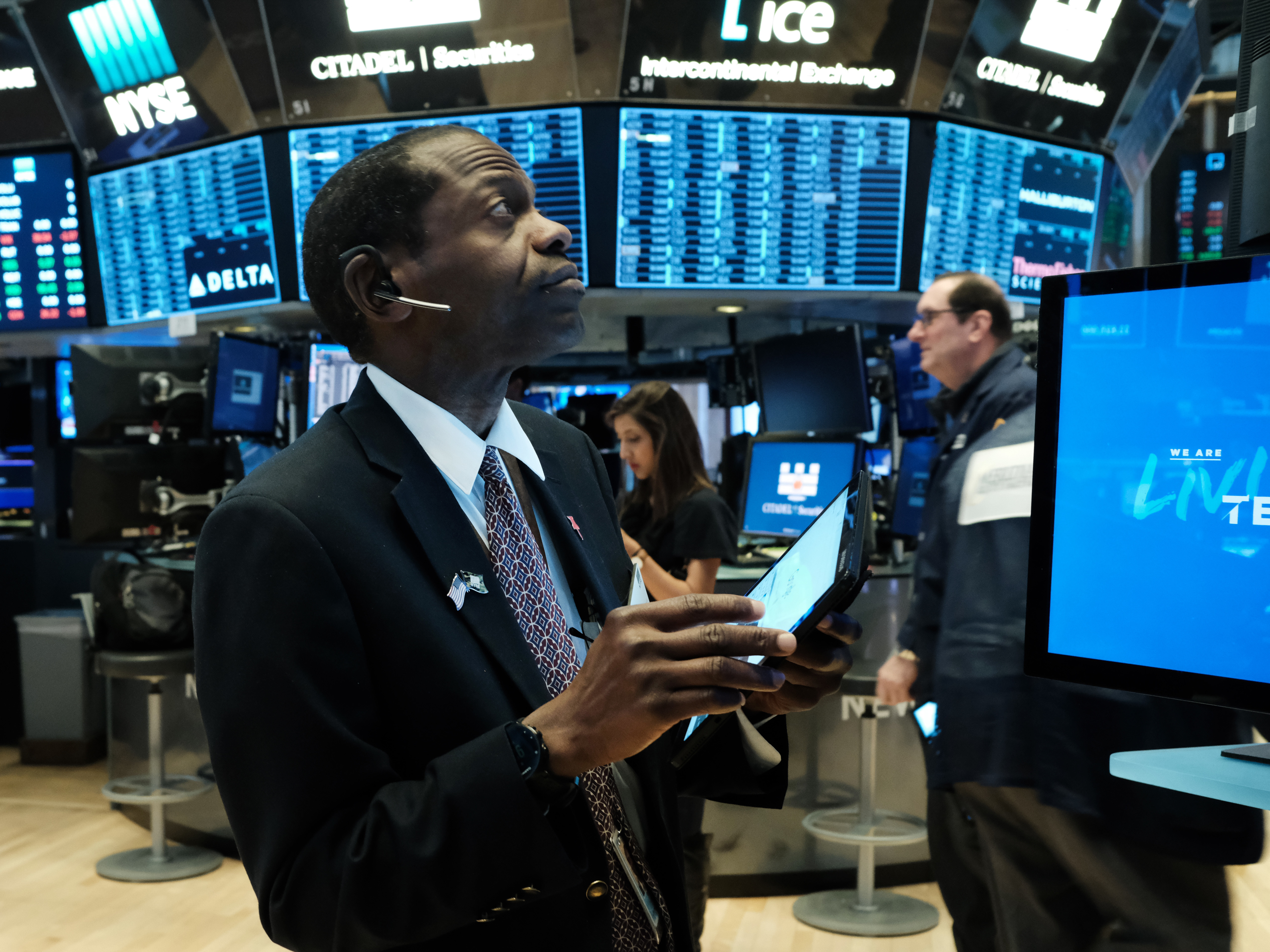 caption: U.S. stock indexes rose sharply on Monday in anticipation of the Federal Reserve's interest rate cut.