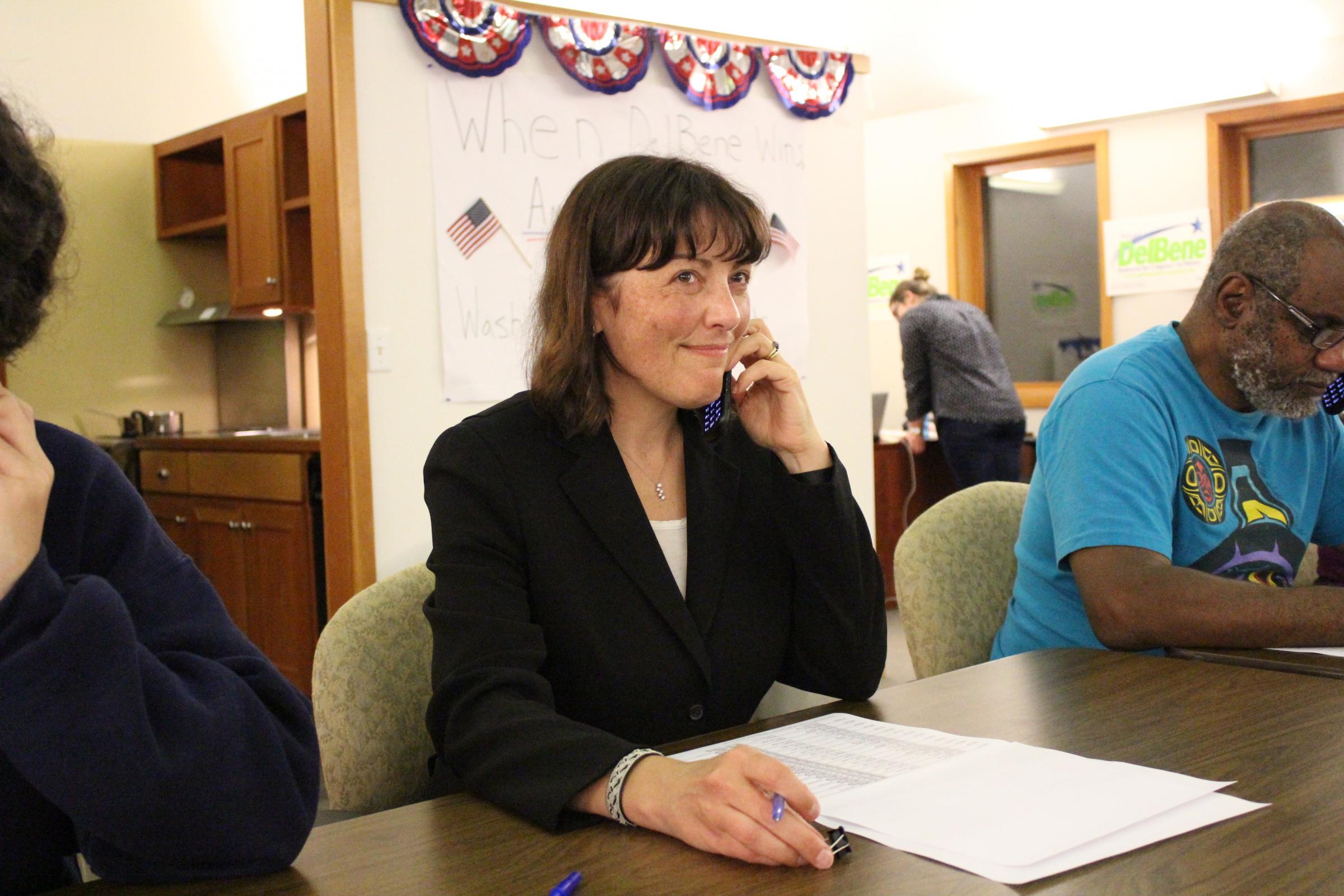 caption: Incumbent Democrat Suzan DelBene calling voters at her campaign headquarters in Bothell, Wash.