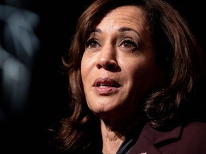 caption: Two busloads of migrants were also sent to U.S. Vice President Kamala Harris's home in September.