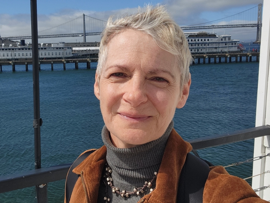 caption: Maureen Futtner remembers a brief, meaningful conversation with a stranger during rush hour.