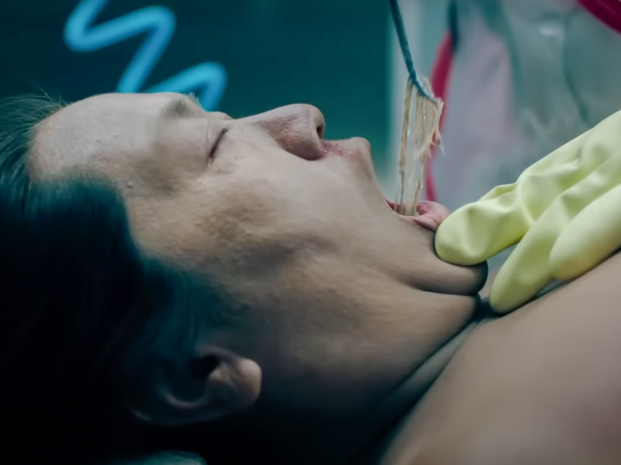 caption: The premise of <em>The Last of Us</em> is that the cordyceps fungus turns people into creatures that do the fungus's bidding.