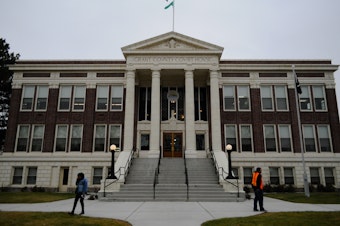 caption: The Grant County District Courthouse in Ephrata, pictured in November 2019, where federal immigration authorities have been spotted arresting undocumented people going to court since 2017. 