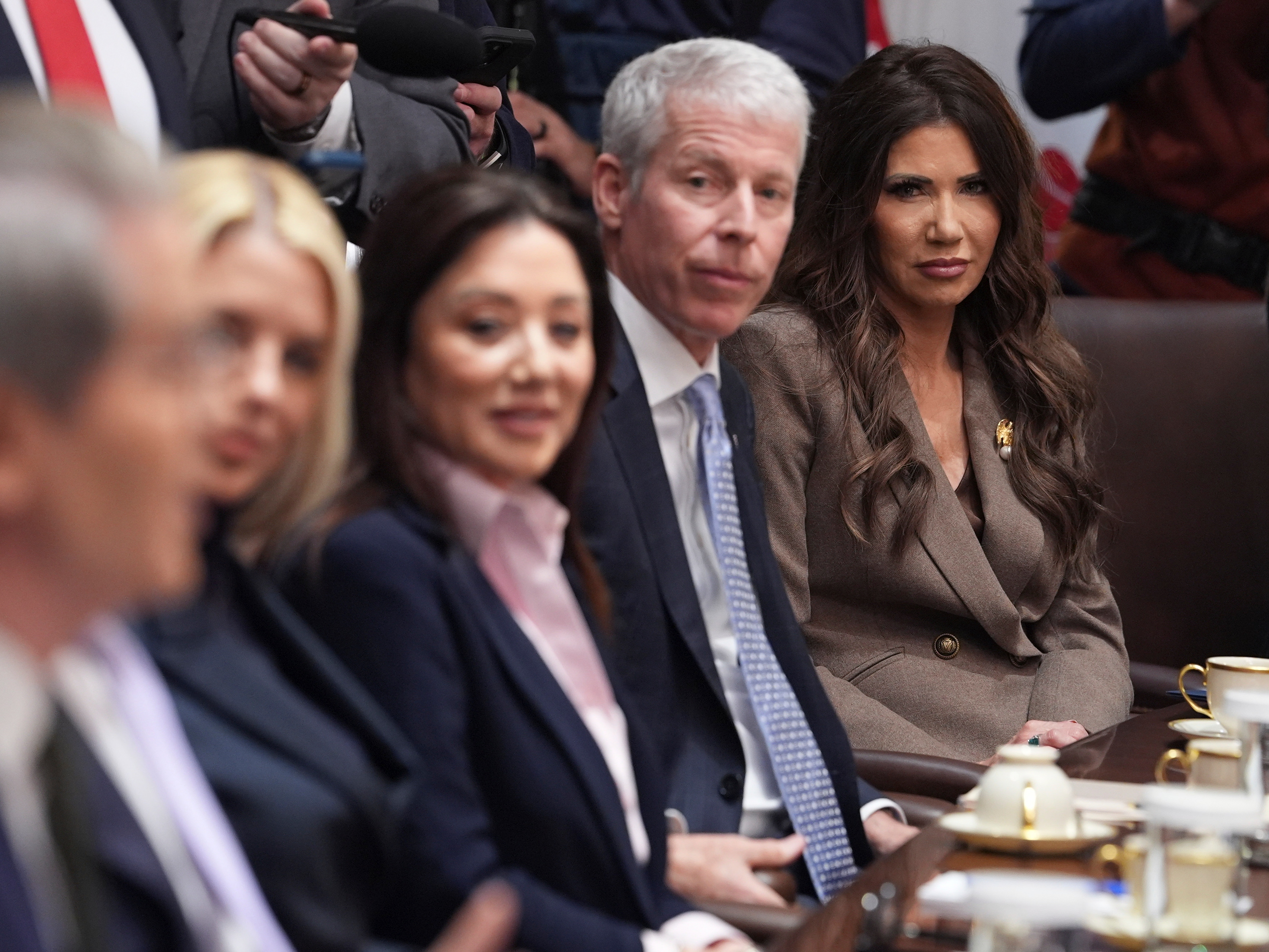 caption: From left, Treasury Secretary Scott Bessent speaks as Attorney General Pam Bondi, Labor Secretary Lori Chavez-DeRemer, Energy Secretary Chris Wright, and Homeland Security Secretary Kristi Noem listen during a cabinet meeting at the White House, Thursday, Jan. 29, 2026, in Washington.