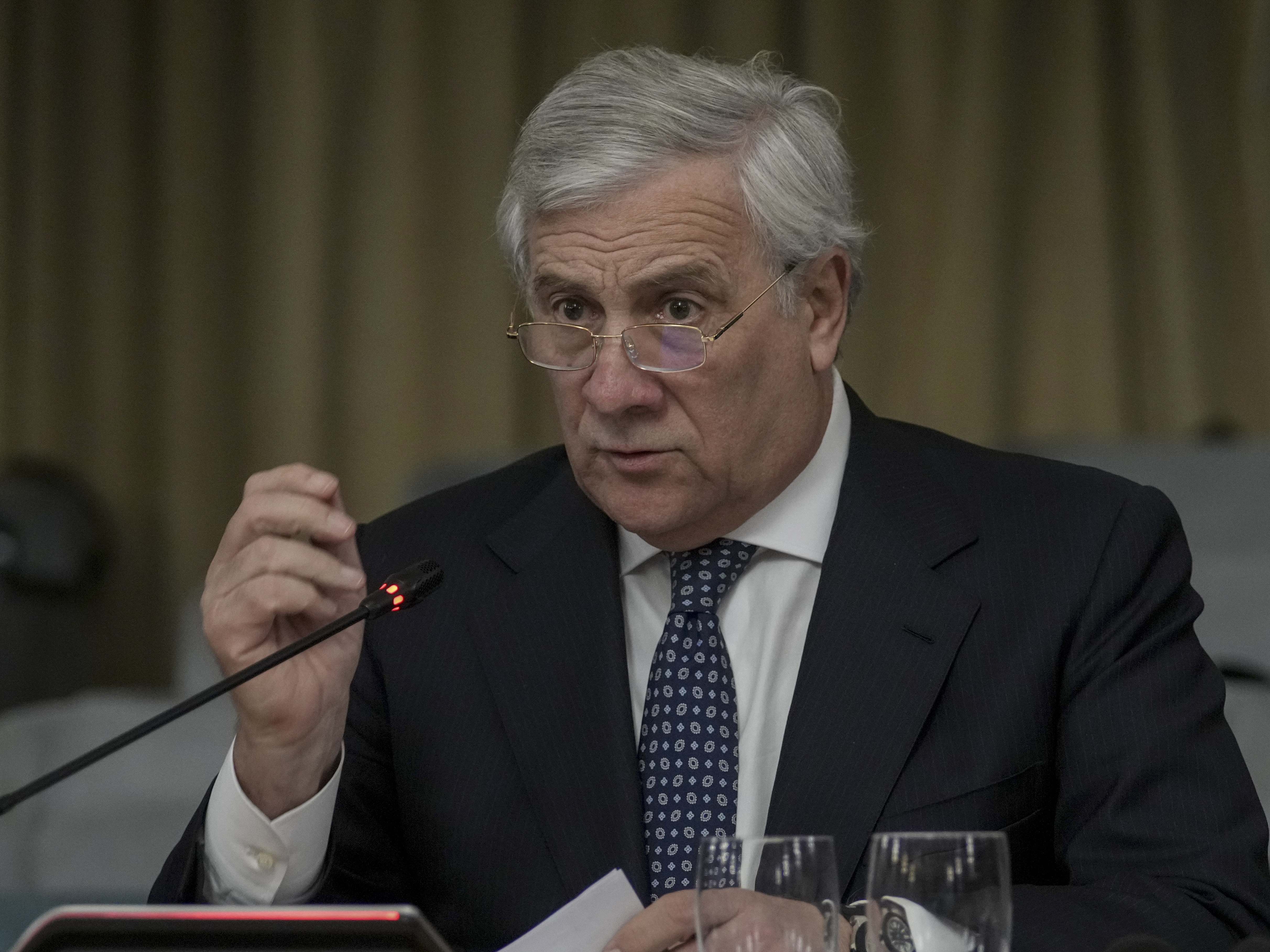 caption: Italian Foreign Minister Antonio Tajani addresses the "Italy Ukraine business forum" in Rome, Nov. 20, 2024.