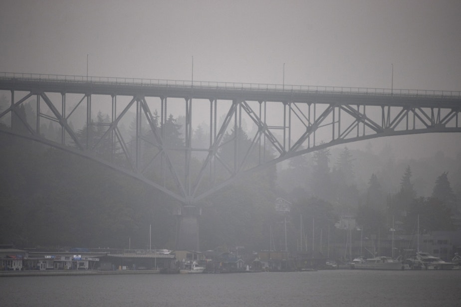 caption: The Aurora bridge is obscured by smoke from wildfires burning in California and Oregon on Monday, September 14, 2020, in Seattle.