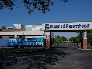 caption: Planned Parenthood opened the Fairview Heights Health Center in Fairview Heights, Illinois, in 2019, anticipating a surge in patients from across the region. That surge is quickly materializing.