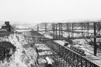 caption: Ballard Locks under construction, 1913