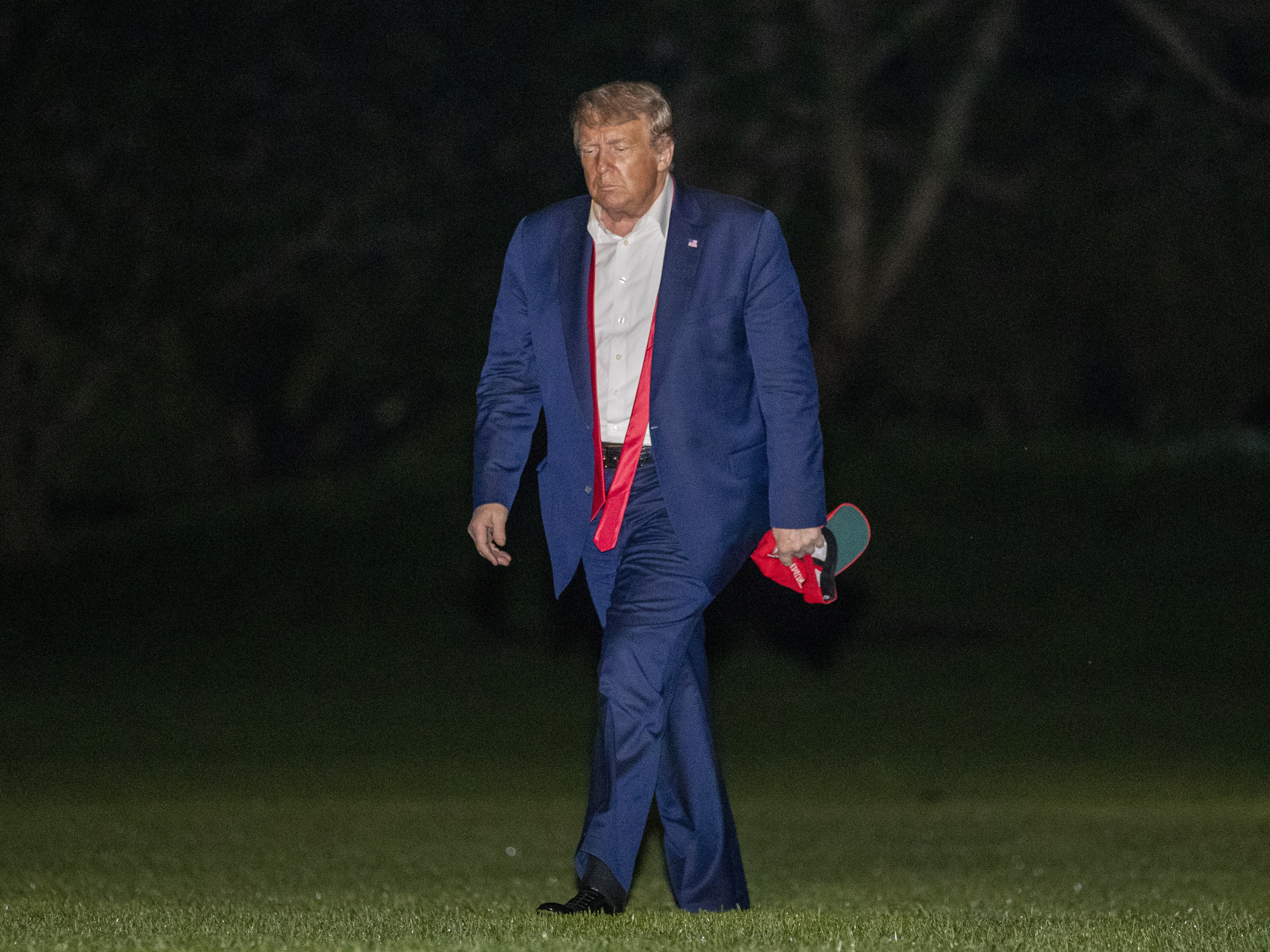 caption: Just 40% of Americans approve of the job President Trump is doing and 58% disapprove, an NPR/<em>PBS NewsHour/</em>Marist poll finds.