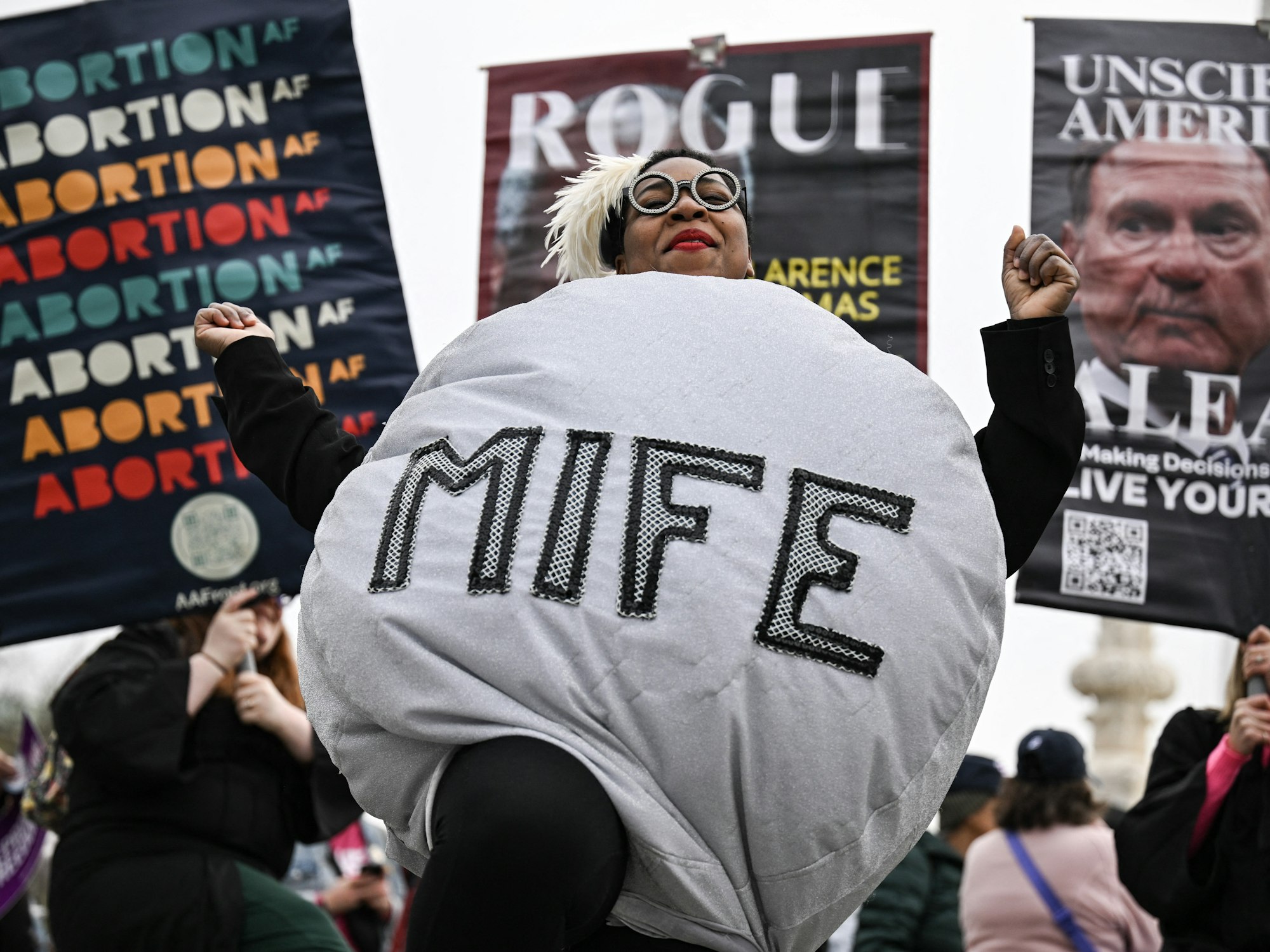 Supreme Court gives abortion pill mifepristone a 1-week reprieve from a major change episode artwork