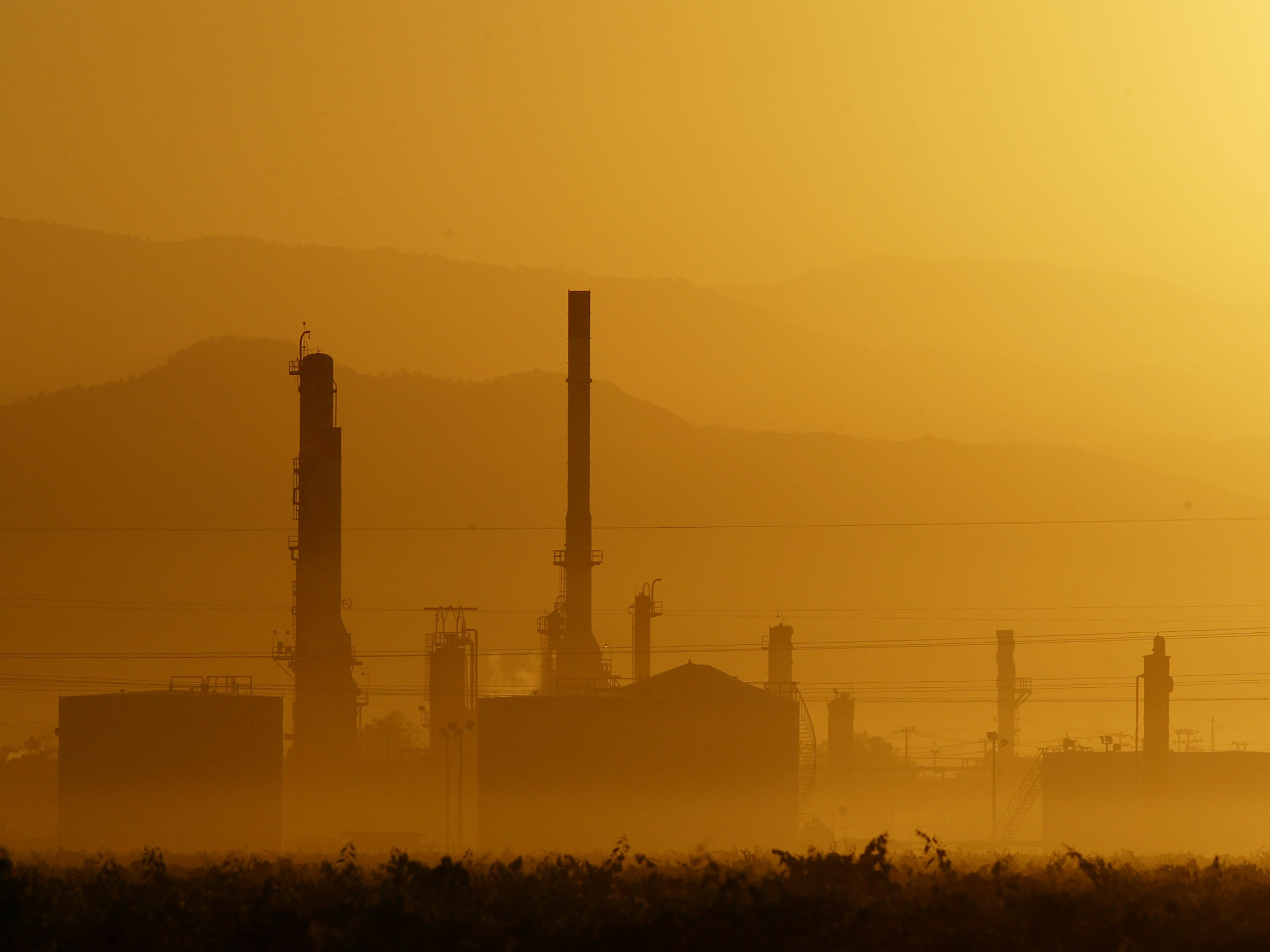 caption: Air pollution is a persistent problem in California's Central Valley. A new study finds that the places that were most polluted nearly 40 years ago generally remain the most polluted today.