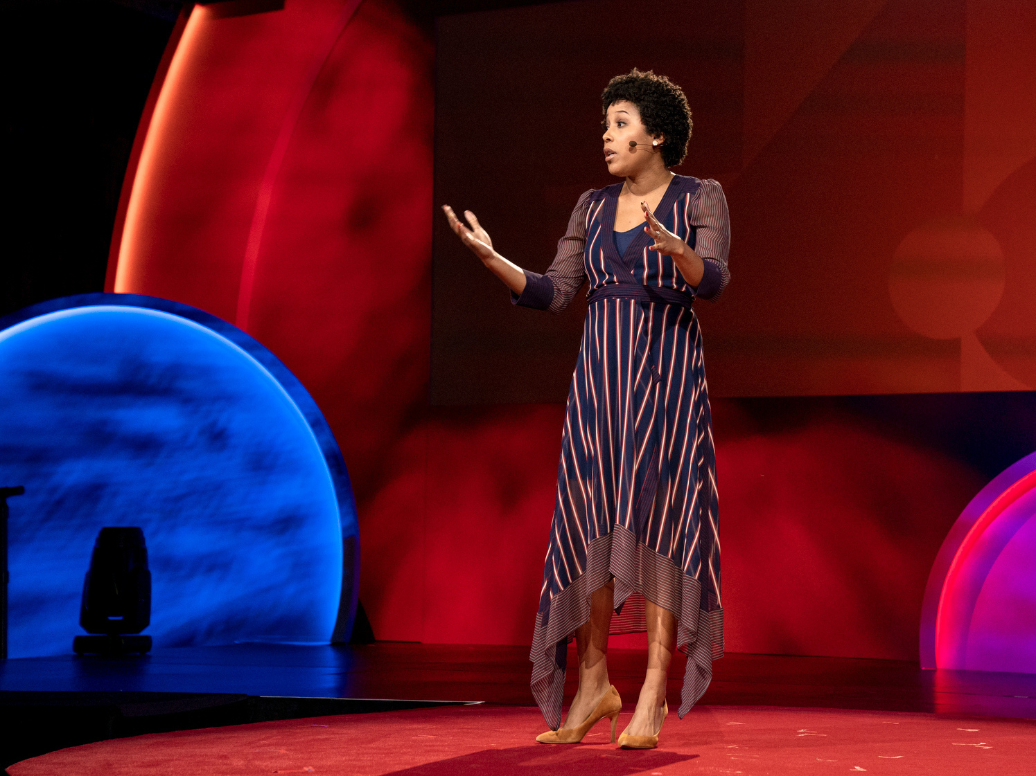 caption: Host Whitney Pennington Rodgers speaks at TEDWomen 2019: Bold + Brilliant, December 4-6, 2019, Palm Springs, California. Photo: Stacie McChesney / TED