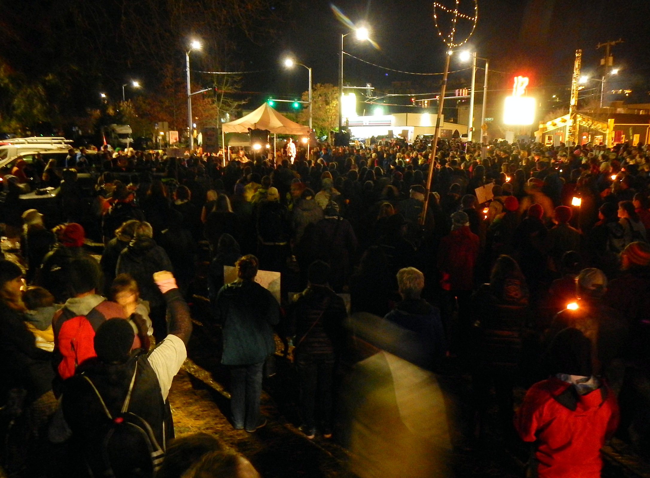 caption: Hundreds gathered by Seattle's Ballard Locks to urge the Army Corps of Engineers to stop construction of the Dakota Access Pipeline.