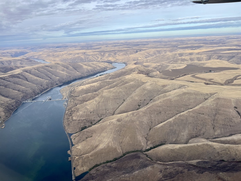 caption:  Lower Granite Dam on the Snake River.