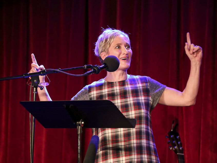 caption: Jill Sobule appears on <em>Ask Me Another</em> at the Bell House in Brooklyn, New York