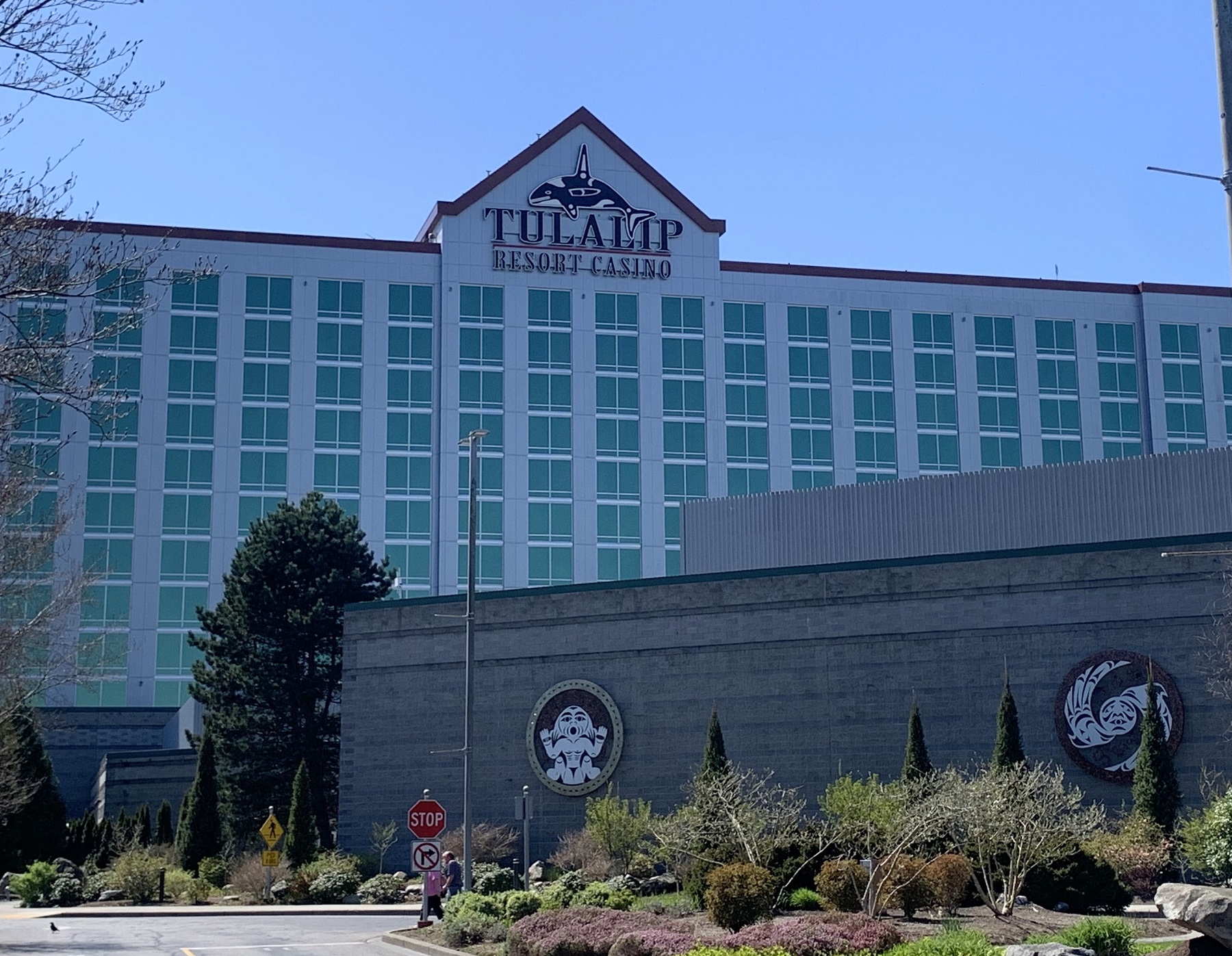 security tulalip resort casino salary