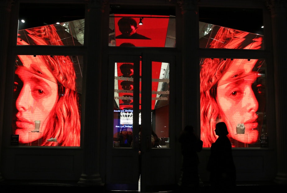 caption: Dare ye enter this New York storefront? A video installation greets shoppers at Galeria Melissa in New York City, November 16, 2018.