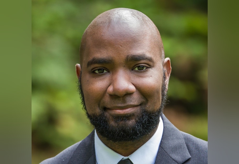 caption: Nathan Bowling, Washington state's Teacher of the Year in 2016