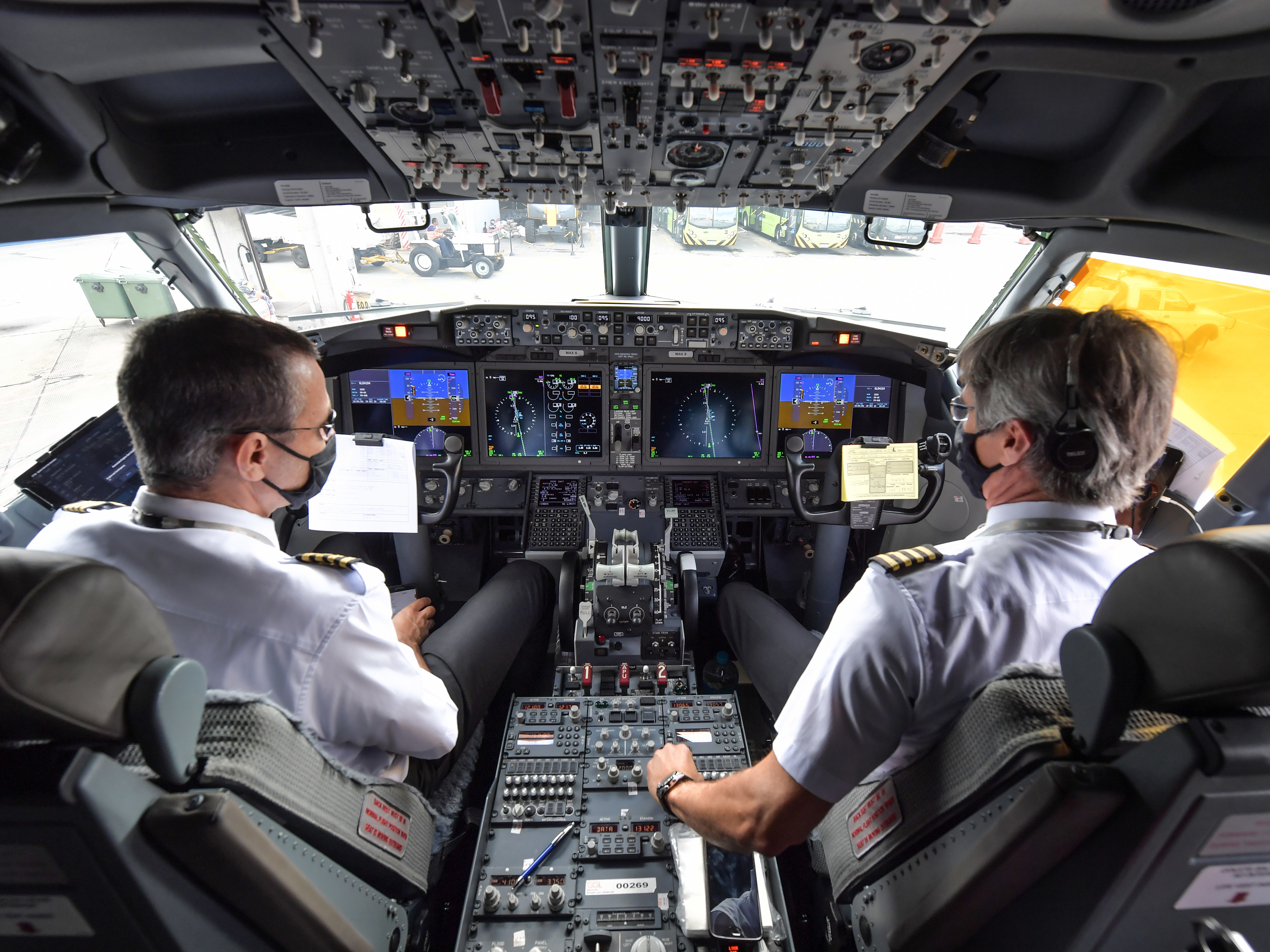 caption: The number of new pilots entering the industry is below the demand.