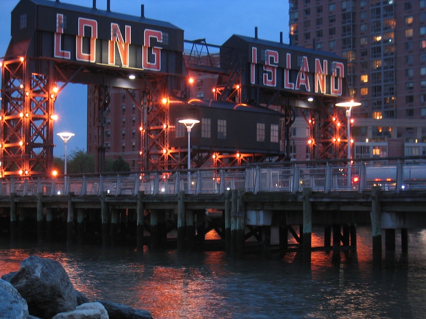 caption: A view of Gantry Plaza State Park, in Long Island City.