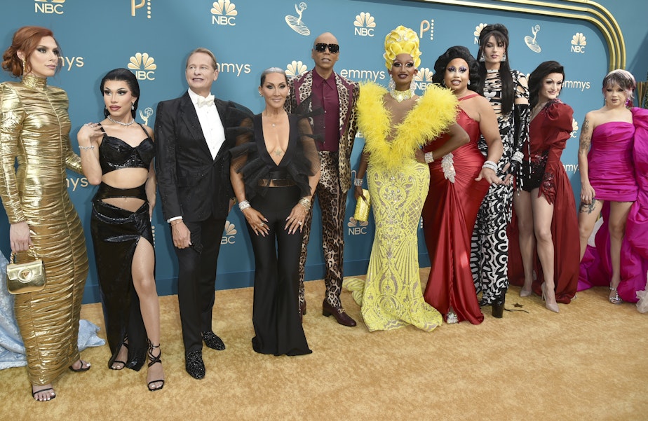 caption: Carson Kressley, from second left, Michelle Visage, RuPaul and members of the cast of "RuPaul's Drag Race" arrives at the 74th Primetime Emmy Awards on Monday, Sept. 12, 2022, at the Microsoft Theater in Los Angeles.
