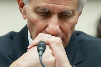 caption: Federal Deposit Insurance Corporation Chairman Martin Gruenberg apologized to employees Tuesday, after an outside review found a toxic workplace culture at the agency.