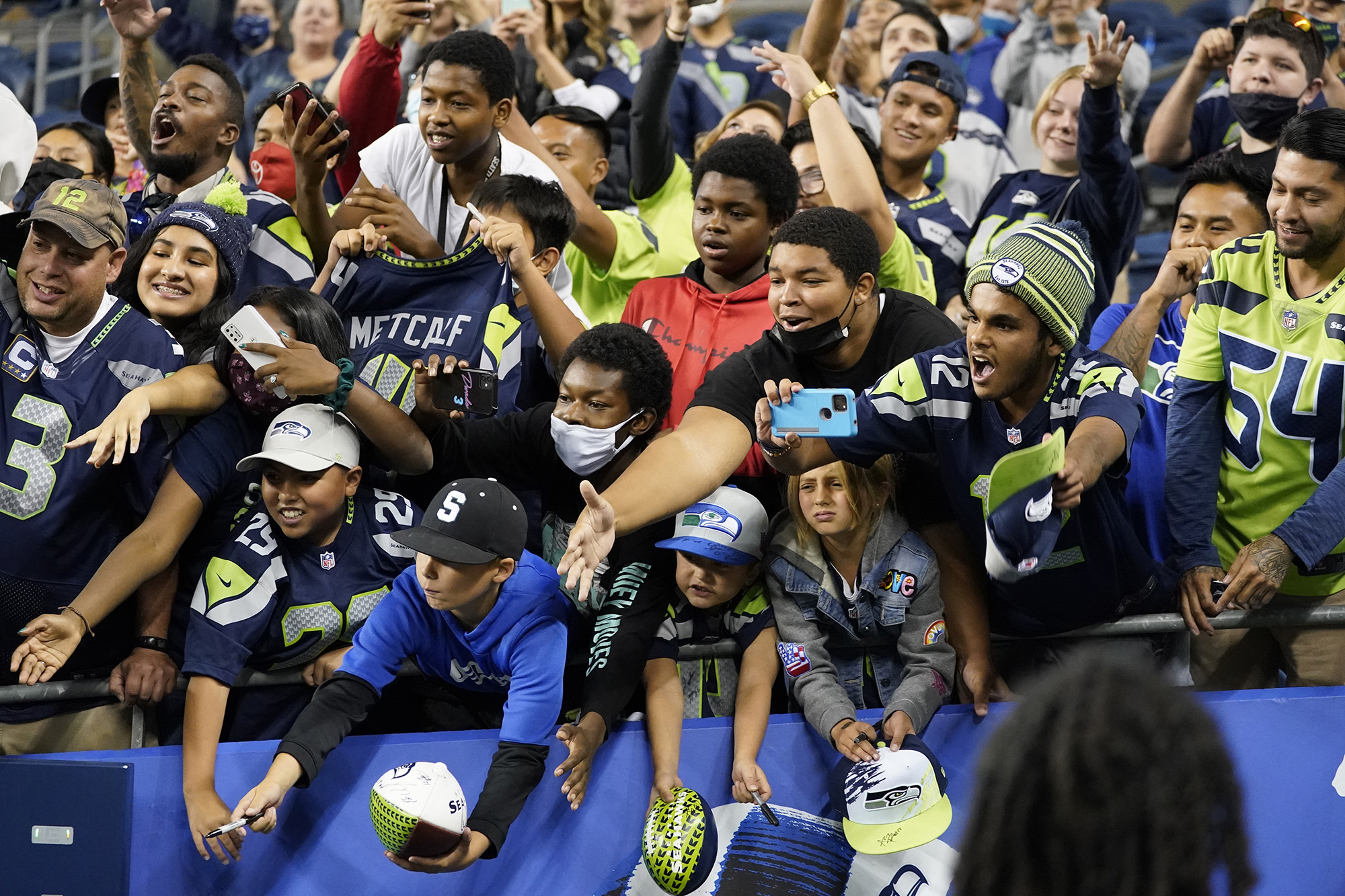 Seahawks happy to be in playoffs but had 'higher expectations' for