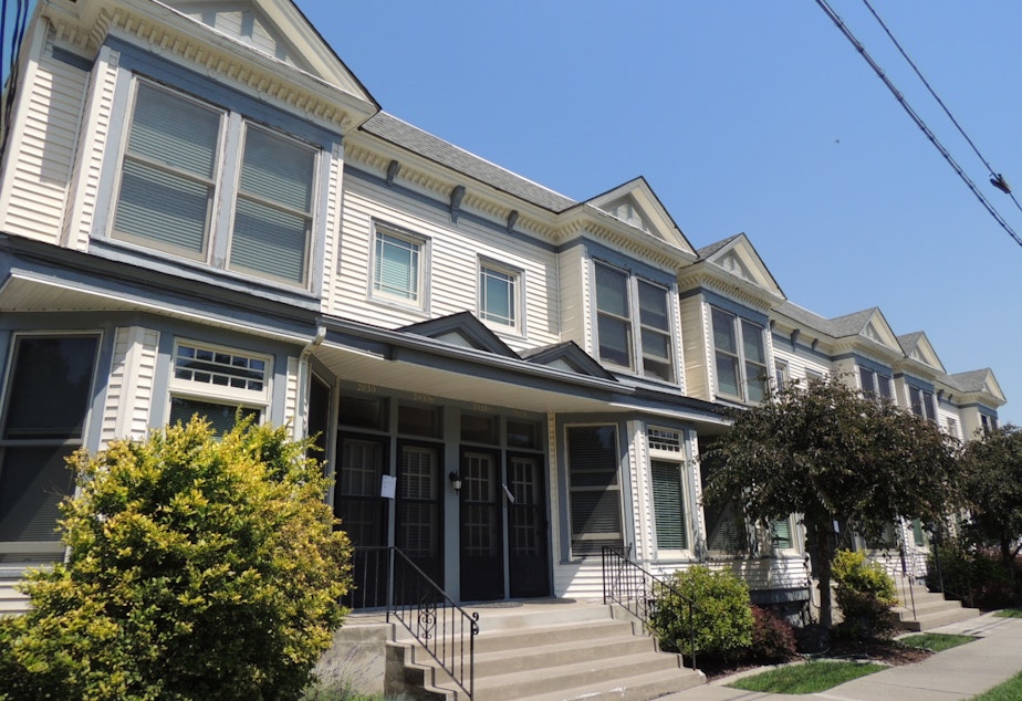 caption: 2018-2030 West Riverside Ave