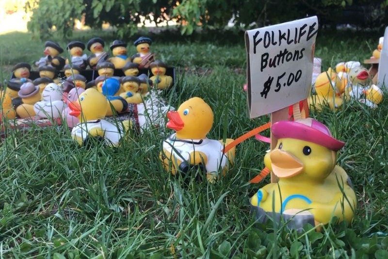 KUOW - Even a pandemic can't quack Seattle's Wedgwood duck displays