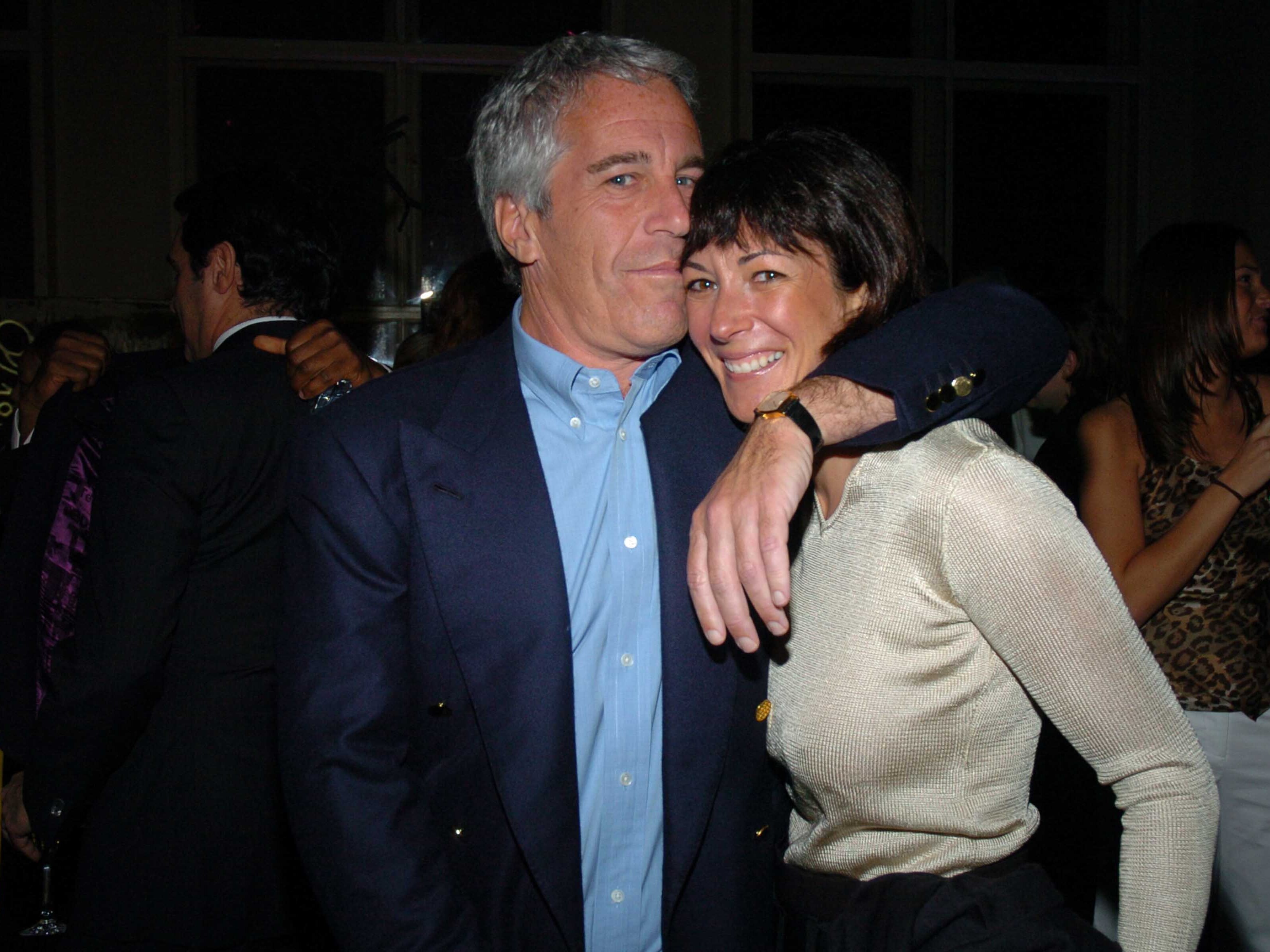 caption: Jeffrey Epstein and Ghislaine Maxwell in 2005.