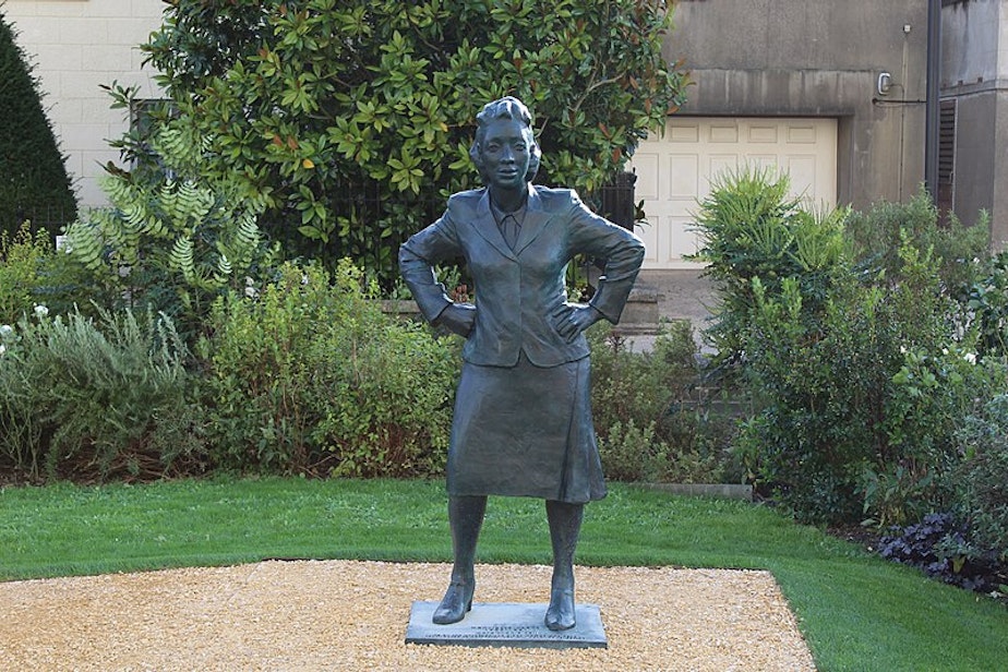 caption: Bronze statue of Henrietta Lacks by sculptor Helen Wilson-Roe located at Royal Fort House, Bristol, England. The statue was unveiled in October 2021.
