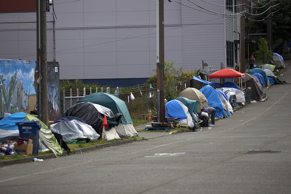 致力于将西雅图市中心的所有无住所人员安置的计划结束了