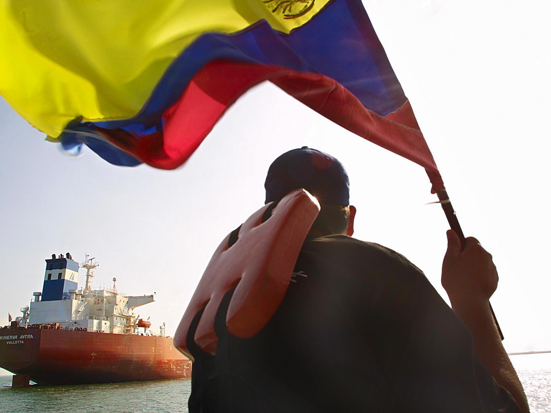 caption: The oil tanker "Minerva Astra" lies at anchor in Maracaibo, Venezuela.