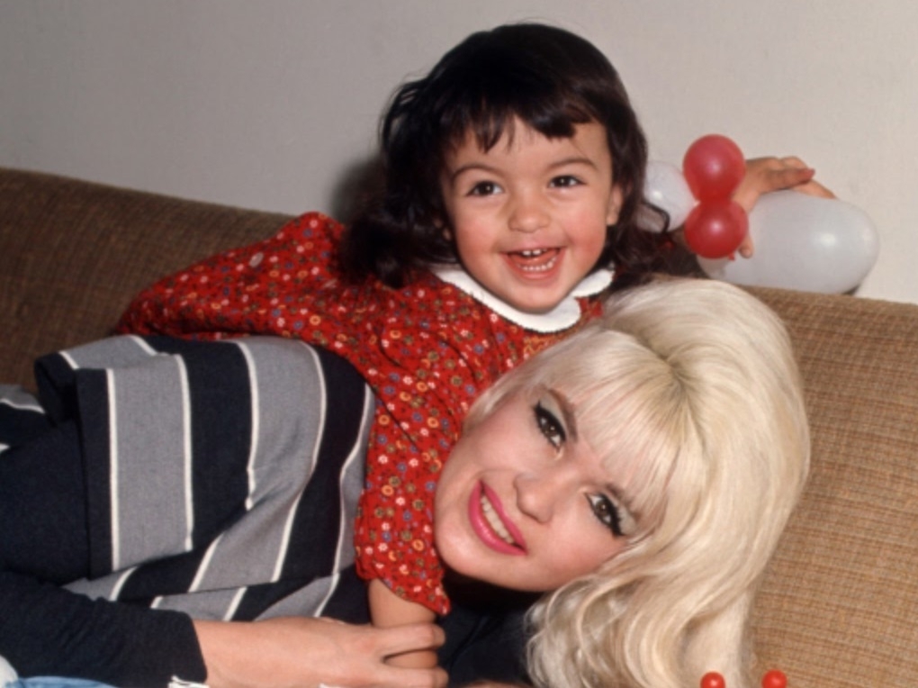 caption: Mariska Hargitay has only the vaguest memories of her mother, Jayne Mansfield, who died in a 1967 car crash when Hargitay was 3.