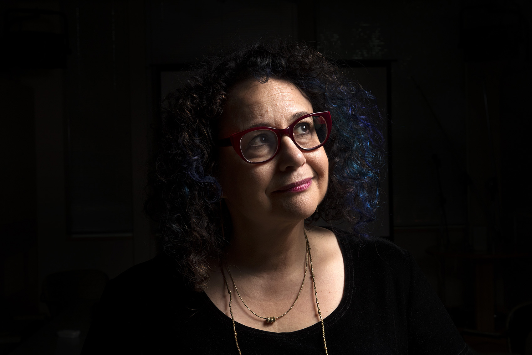 caption: WNYC's Brooke Gladstone visiting the KUOW studio