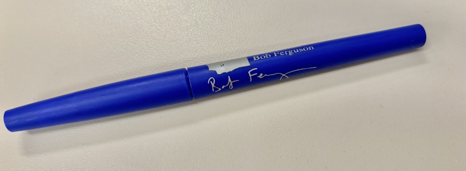 caption: Gov. Bob Ferguson's official pen.