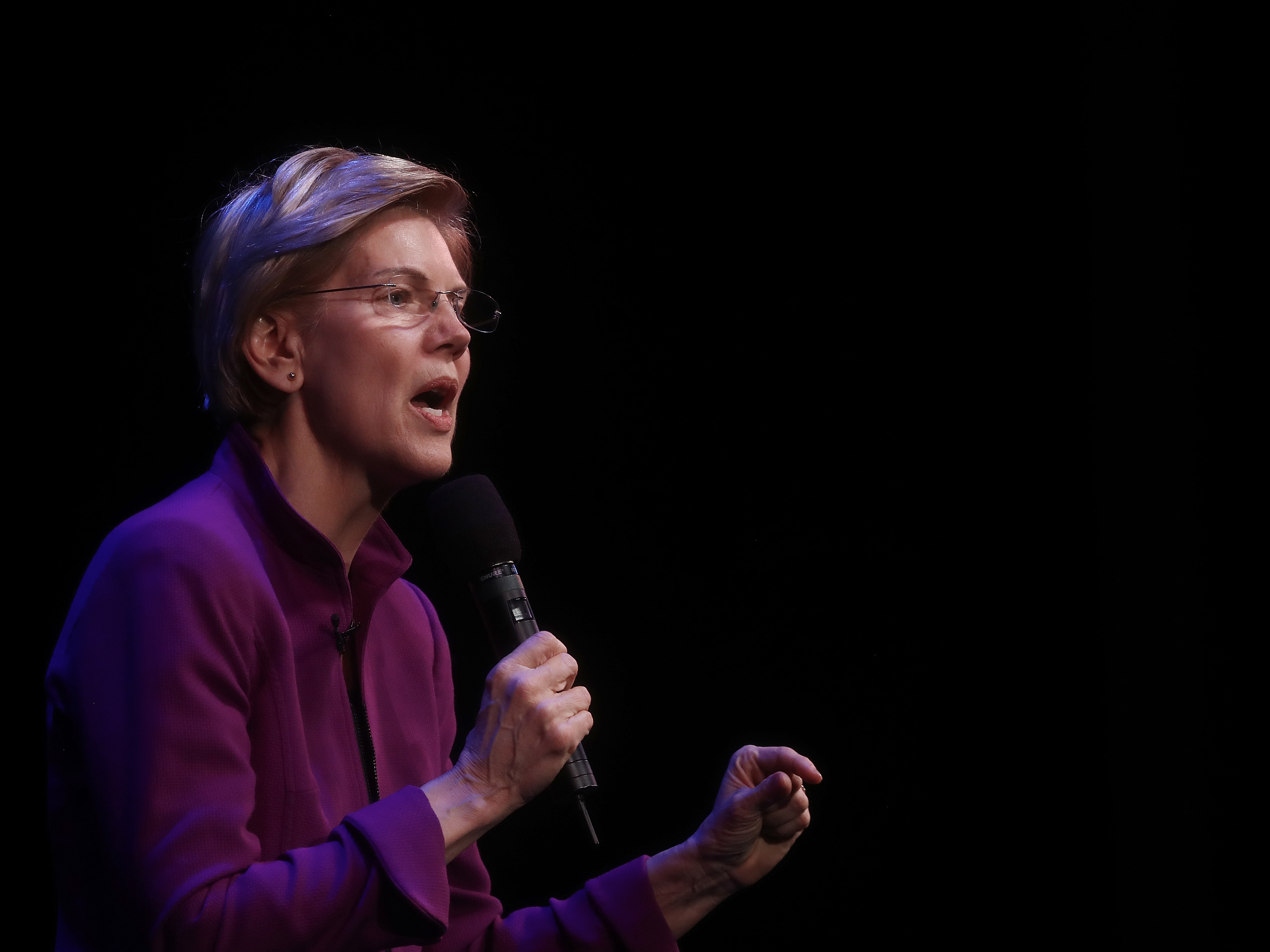 U.S. Senator and Democratic presidential candidate Elizabeth Warren (D-MA) speaks at an organizing event on February 18, 2019 in Glendale, California. Warren is attempting to become the Democratic nominee in a crowded 2020 presidential field.