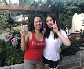 caption: Jennifer Nguyen (right) and her mom, Michell Nguyen. 