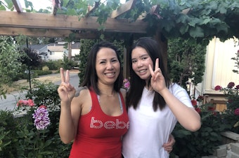 caption: Jennifer Nguyen (right) and her mom, Michell Nguyen. 