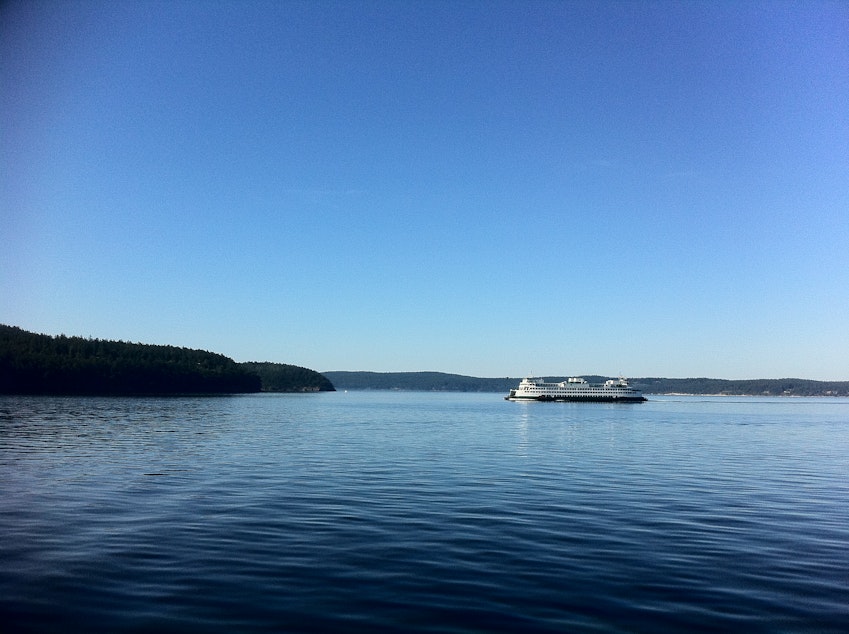 caption: A Washington State ferry travels to Friday Harbor.