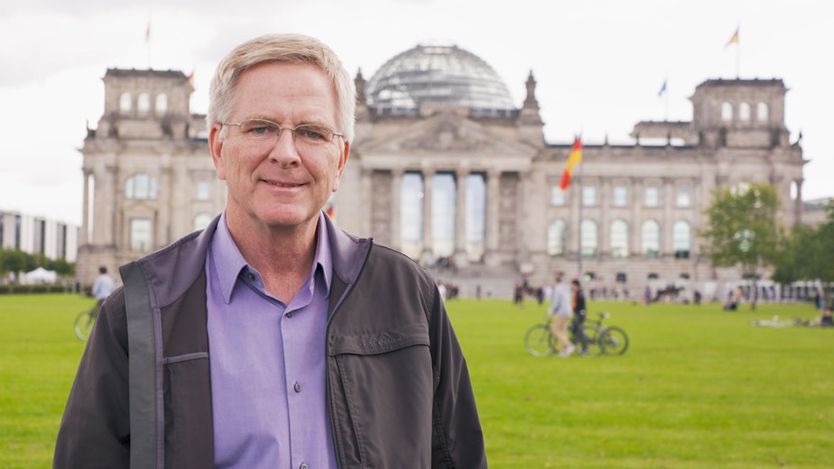 caption: Rick Steves at the Reichstag building in Berlin.