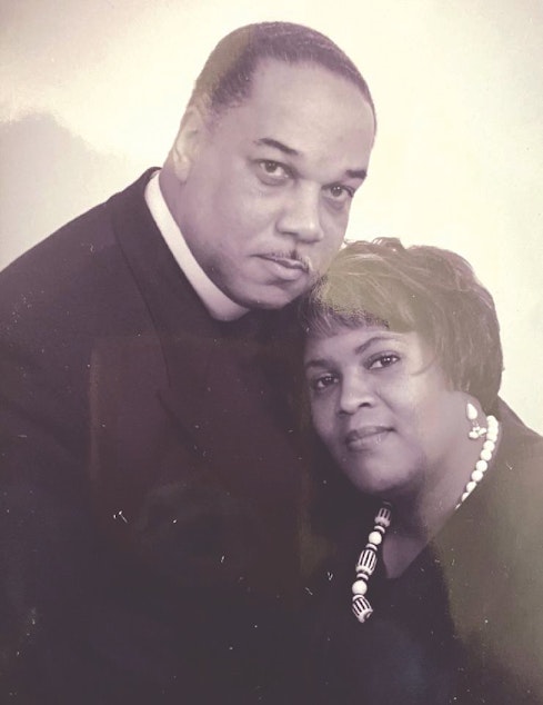 caption: Seattle Pastor Edwin J. Kyles, Jr. and his wife Esther Bryant-Kyles. After 23 years of marriage, they both passed away from Covid-19 within 10 days of each other.


