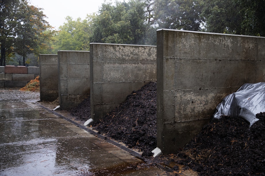 caption: Waste from various animals at the Woodland Park Zoo is shown steaming while in different phases of composition on Wednesday, September 27, 2023, in the ‘doo yard’ at the Woodland Park Zoo in Seattle.