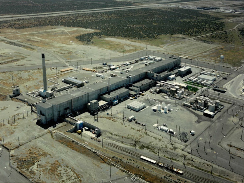 caption: File photo of Hanford's PUREX plant.