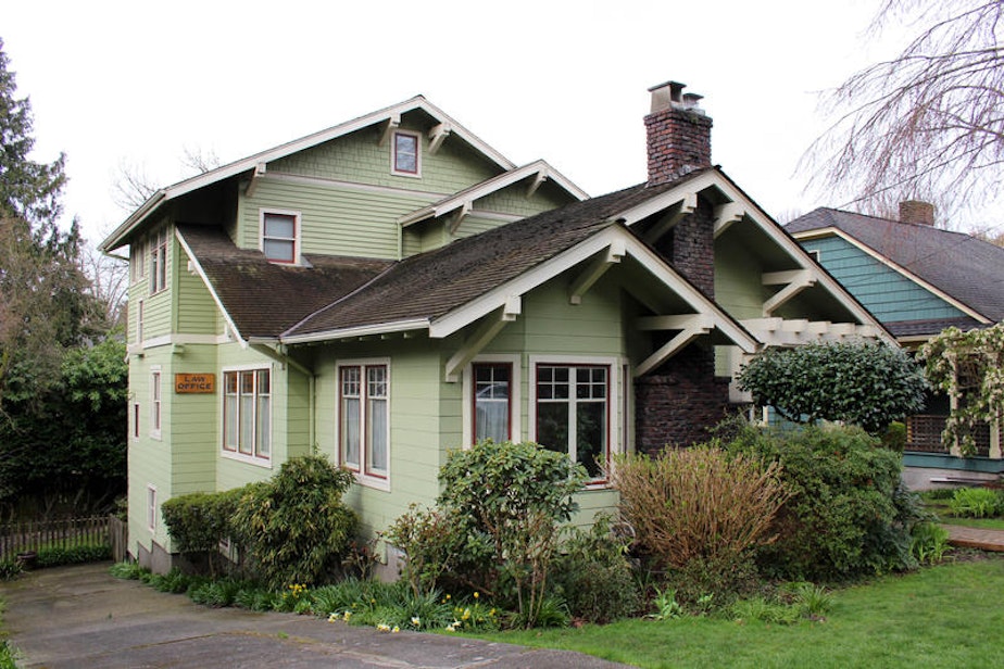 caption: A classic Craftsman in Seattle's Mount Baker neighborhood.