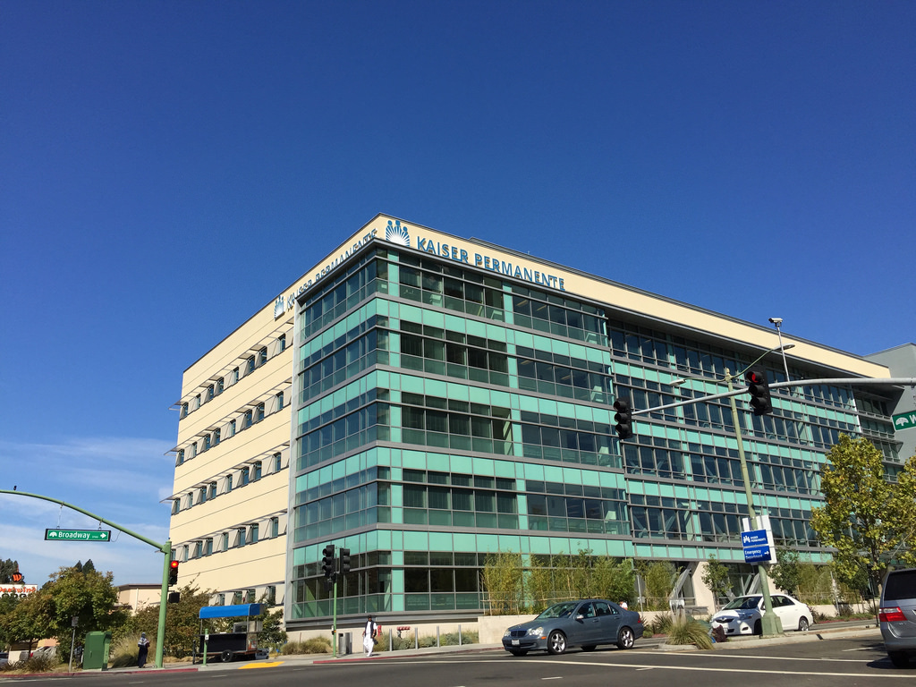 caption: Kaiser Permanente, Oakland, CA.